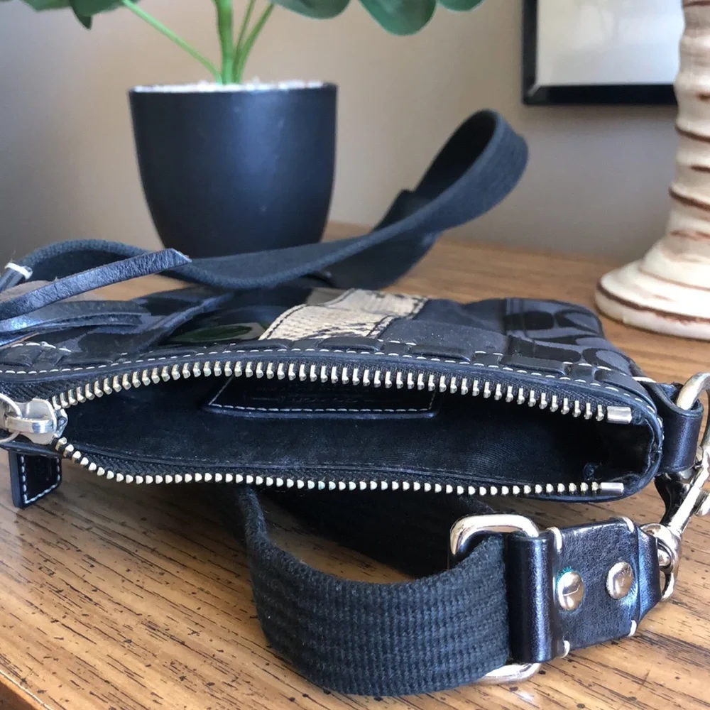 Coach Crossbody Swingpack Bag - Picture 11 of 13